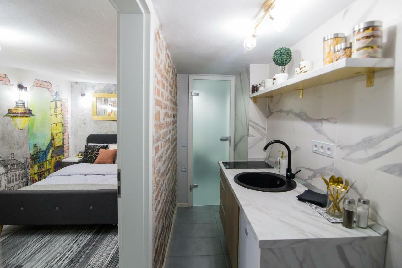 Old Town Studio Apartment Σίμπιου Εξωτερικό φωτογραφία